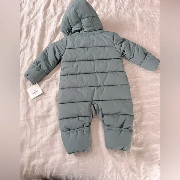 Little Planet snowsuit NWT - Picture 3 of 6